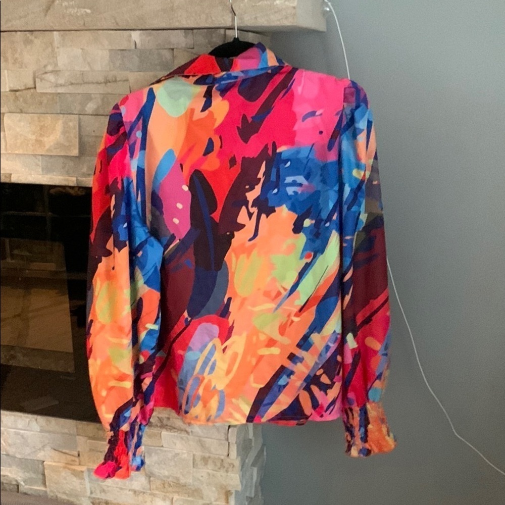 Chrome Red and Blue Graphic Long Sleeve Blouse - Picture 5 of 7
